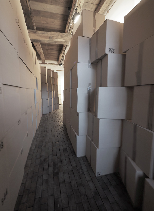 Muzak & Riha Seen Unseen Scene Boxes Sound Installation Participatory Art-Project Experimental Karoline Riha 